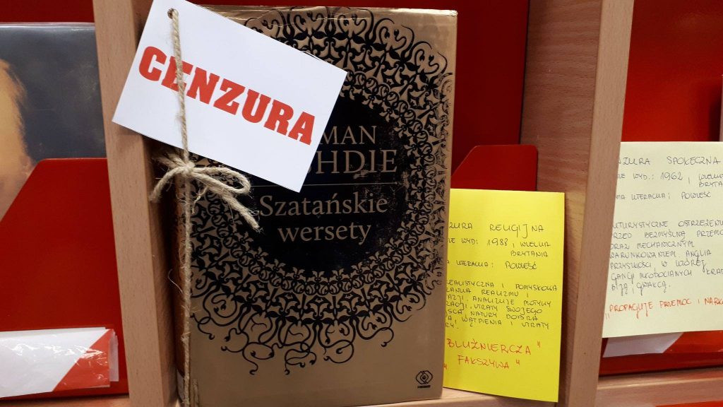 Ocenzurowana książka "Szatańskie wersety"