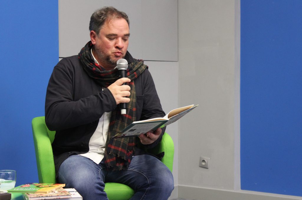 Grzegorz Kasdepke czyta fragment książki