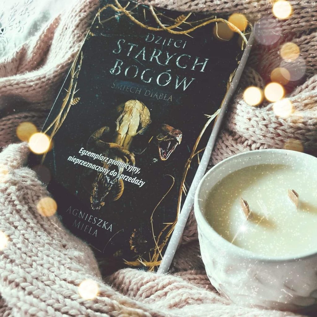 kompozycja książkowa