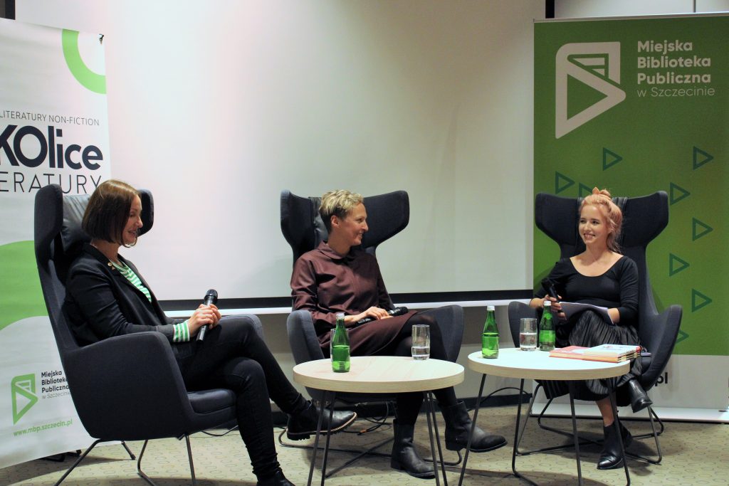 zdjęcie z uczestniczkami panelu